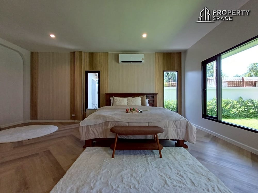 Brand New Modern-Style 3-Bedroom Detached House in East Pattaya For Sale Image 14