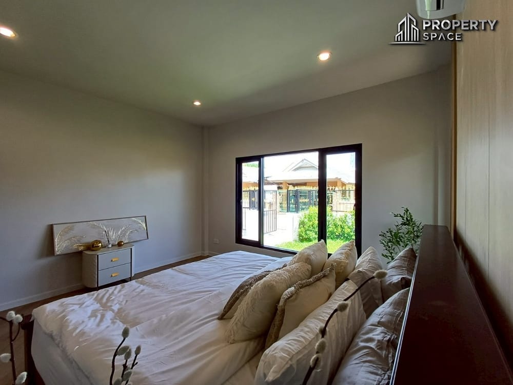 Brand New Modern-Style 3-Bedroom Detached House in East Pattaya For Sale Image 19