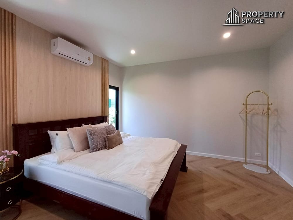 Brand New Modern-Style 3-Bedroom Detached House in East Pattaya For Sale Image 28
