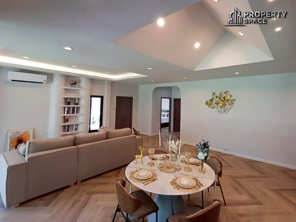 Brand New Modern-Style 3-Bedroom Detached House in East Pattaya For Sale Image 8