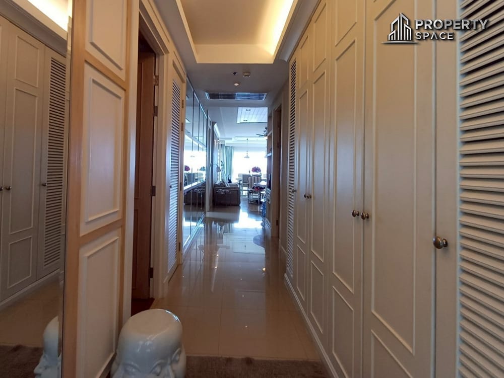 Luxury 3-Bedroom Beachfront Corner unit In Ocean Portofino Na Jomtien Condo For Sale Image 32
