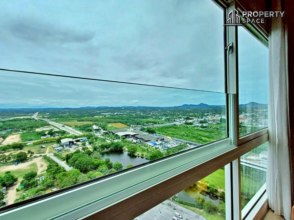Luxury 3-Bedroom Beachfront Corner unit In Ocean Portofino Na Jomtien Condo For Sale Image 25