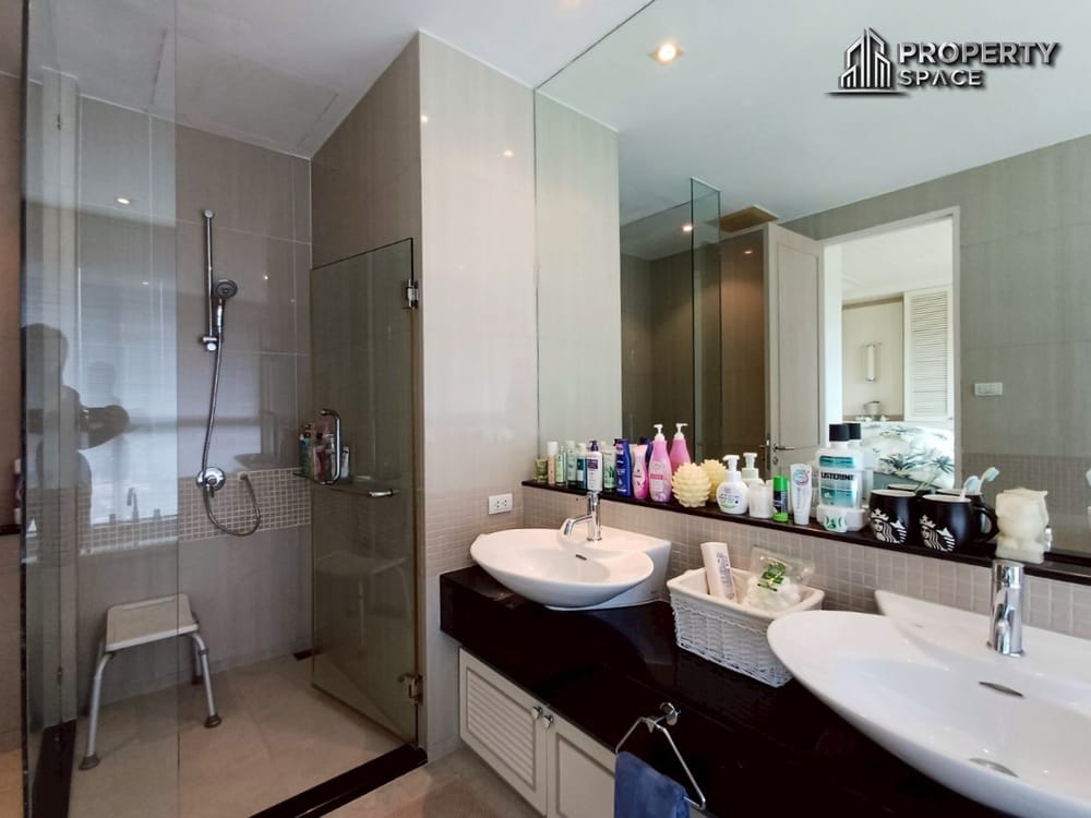 Luxury 3-Bedroom Beachfront Corner unit In Ocean Portofino Na Jomtien Condo For Sale Image 30