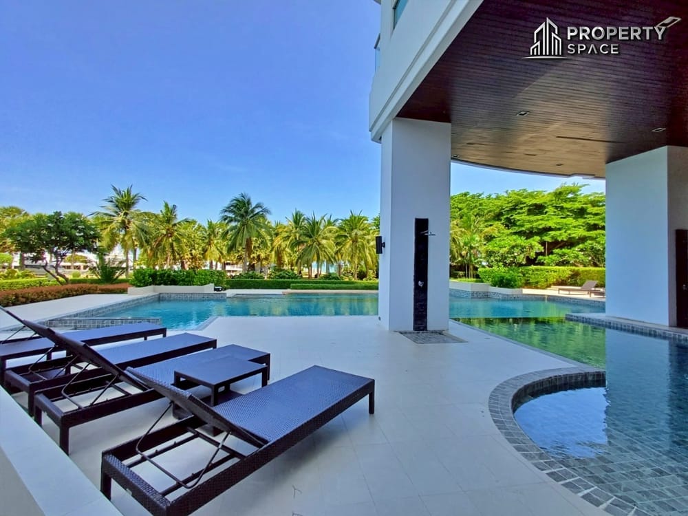 Luxury 3-Bedroom Beachfront Corner unit In Ocean Portofino Na Jomtien Condo For Sale Image 34