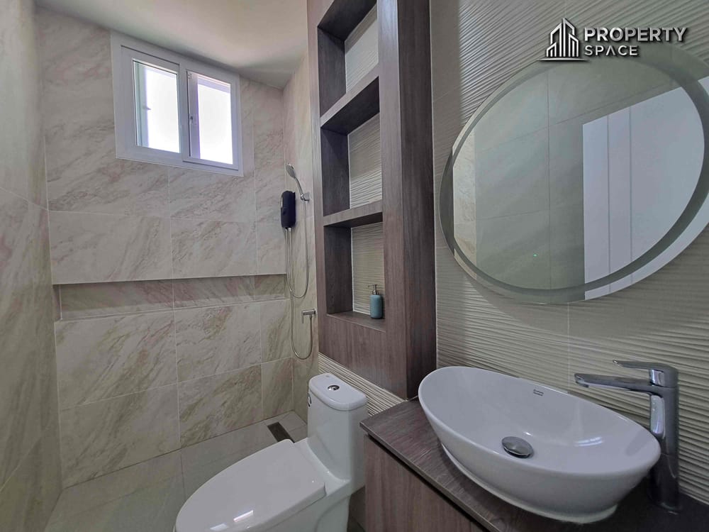 Modern Nordic-Style 5 Bedroom Pool Villa Near Mabprachan Lake Pattaya For Sale Image 19