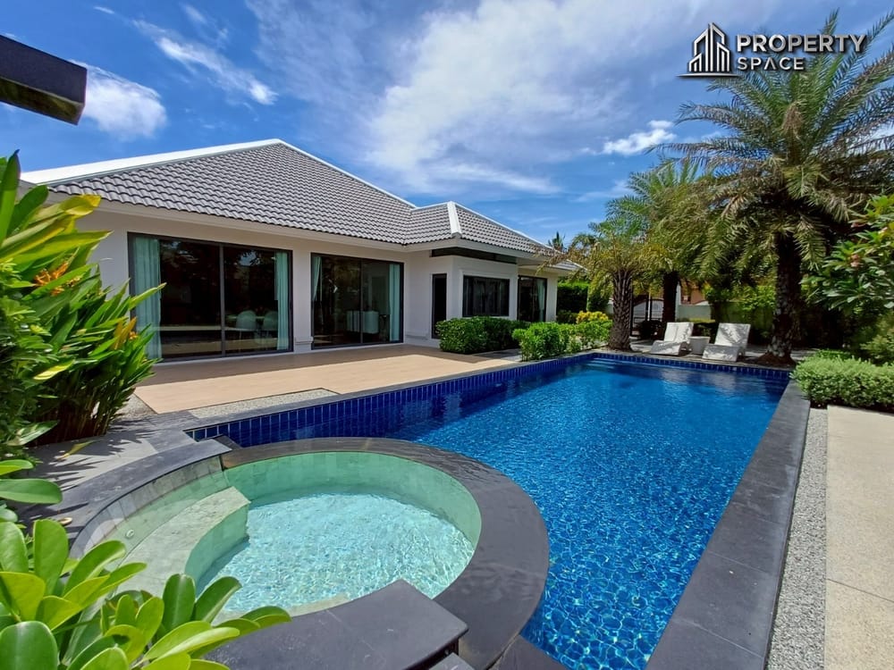 Stunning Luxury 3-Bedroom Modern Style Pool Villa in East Pattaya For Sale Image 5
