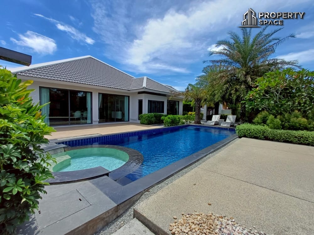 Stunning Luxury 3-Bedroom Modern Style Pool Villa in East Pattaya For Sale Image 6