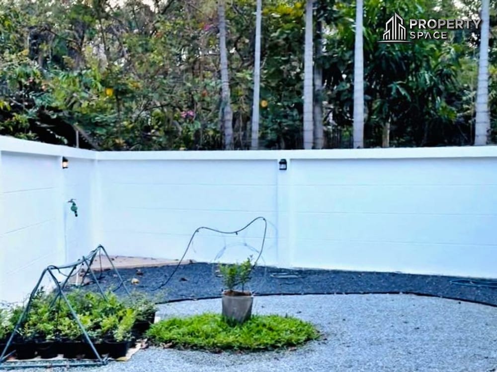 Single-Story 3‑Bedroom House in a Quiet Village Nong Pla Lai Pattaya For Sale  Image 19
