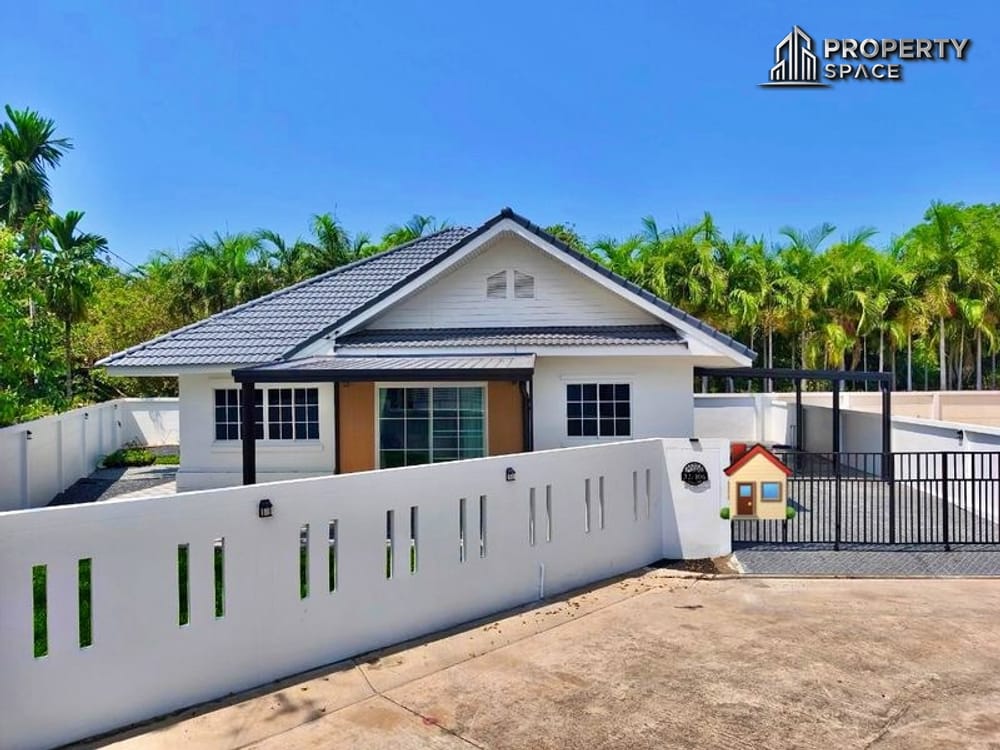 Single-Story 3‑Bedroom House in a Quiet Village Nong Pla Lai Pattaya For Sale  Image 3