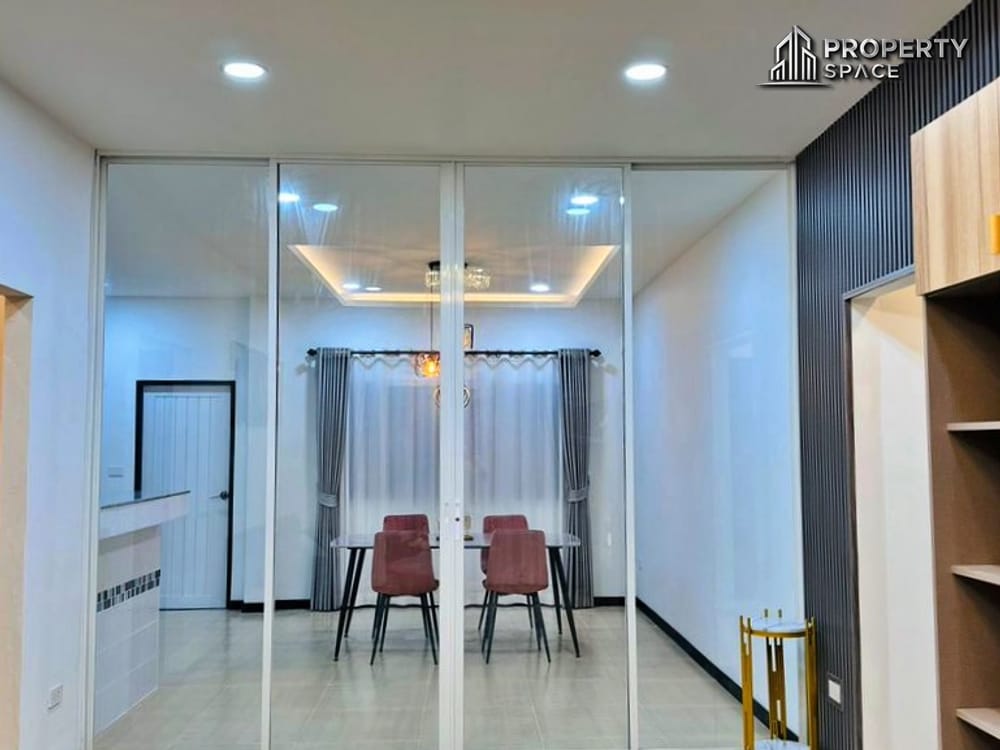 Single-Story 3‑Bedroom House in a Quiet Village Nong Pla Lai Pattaya For Sale  Image 10