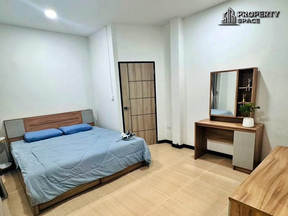 Single-Story 3‑Bedroom House in a Quiet Village Nong Pla Lai Pattaya For Sale  Image 13