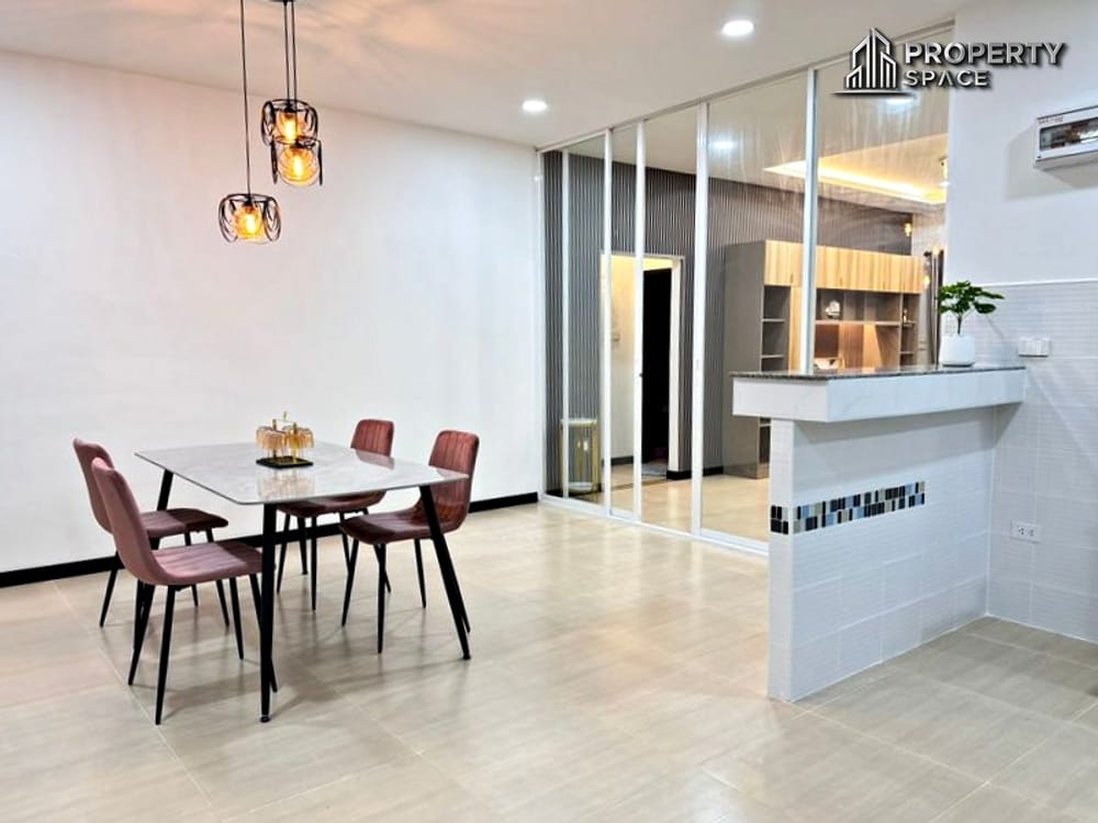 Single-Story 3‑Bedroom House in a Quiet Village Nong Pla Lai Pattaya For Sale  Image 8