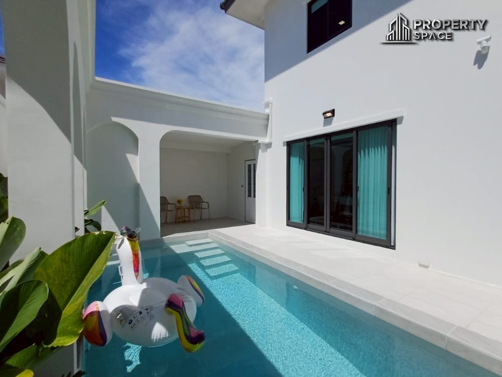 Modern 3-Bedroom 2-Story Pool Villa in Huay Yai Pattaya For Sale Image 5