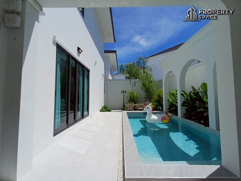 Modern 3-Bedroom 2-Story Pool Villa in Huay Yai Pattaya For Sale Image 3