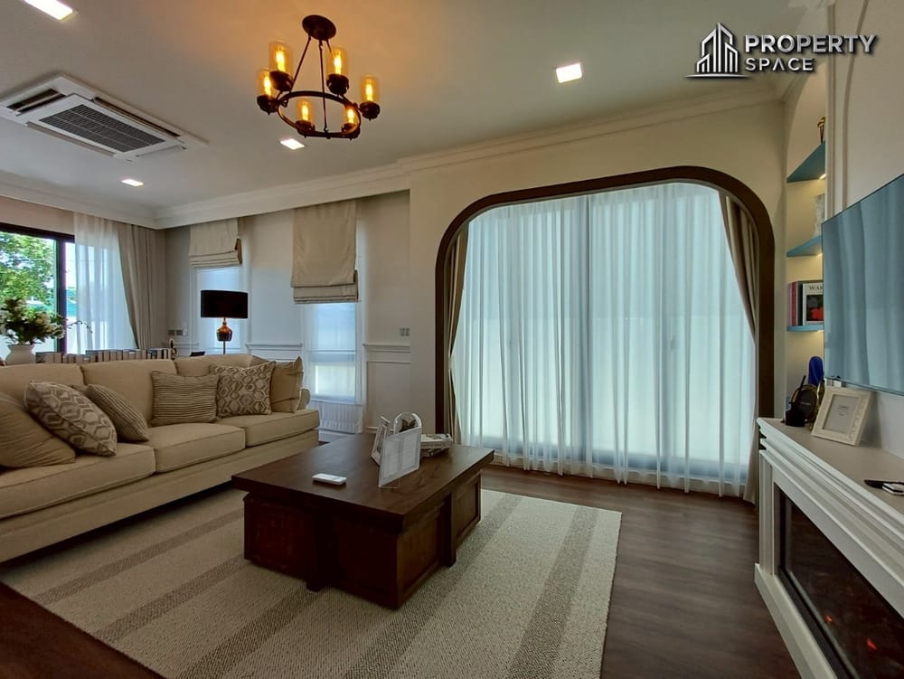 Modern 3-Bedroom 2-Story Pool Villa in Huay Yai Pattaya For Sale Image 10