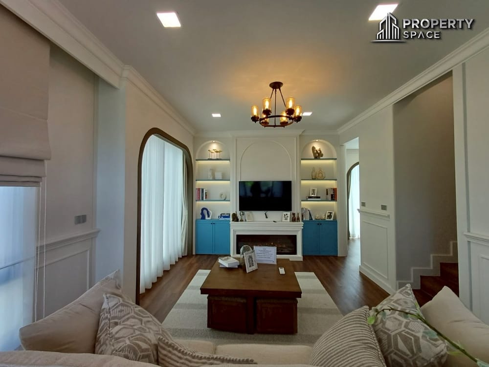 Modern 3-Bedroom 2-Story Pool Villa in Huay Yai Pattaya For Sale Image 6