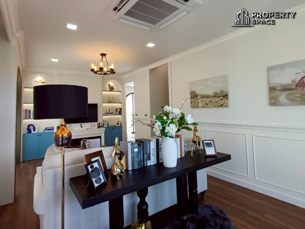 Modern 3-Bedroom 2-Story Pool Villa in Huay Yai Pattaya For Sale Image 12