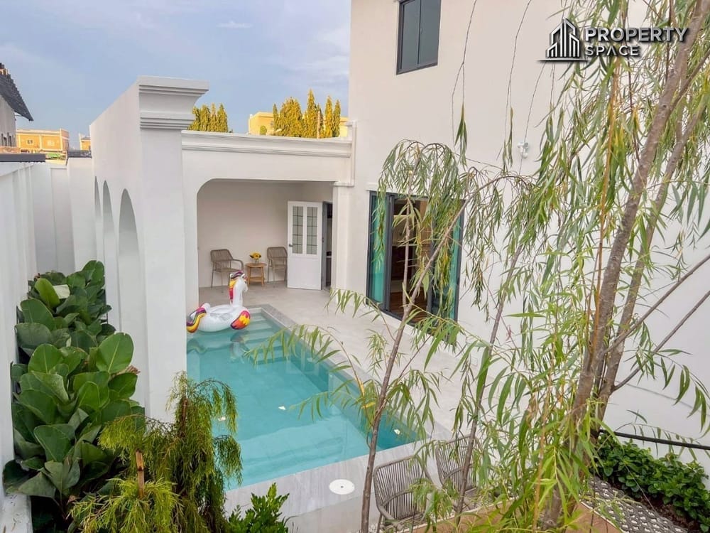 Modern 3-Bedroom 2-Story Pool Villa in Huay Yai Pattaya For Sale Image 3