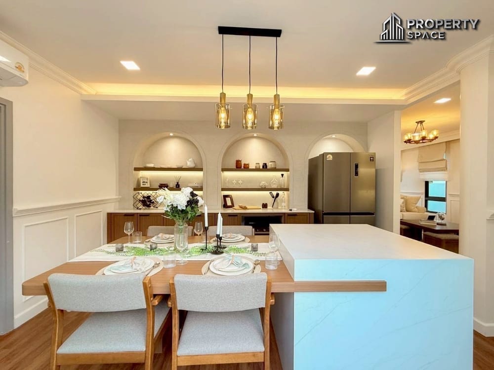 Modern 3-Bedroom 2-Story Pool Villa in Huay Yai Pattaya For Sale Image 8