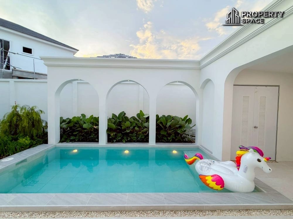 Modern 3-Bedroom 2-Story Pool Villa in Huay Yai Pattaya For Sale Image 5