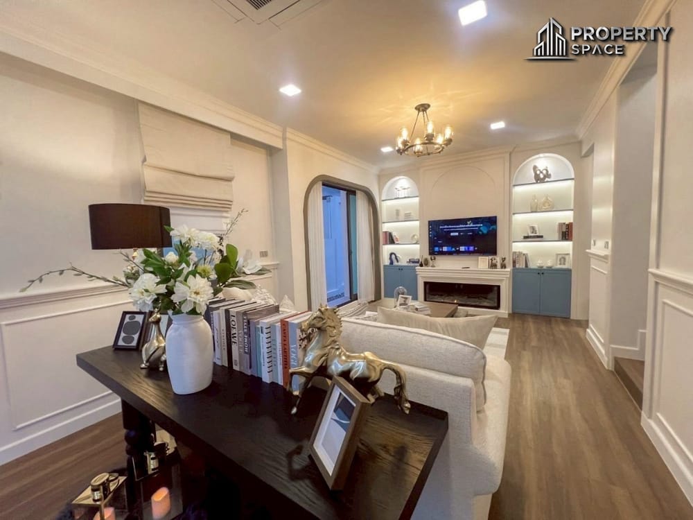 Modern 3-Bedroom 2-Story Pool Villa in Huay Yai Pattaya For Sale Image 6