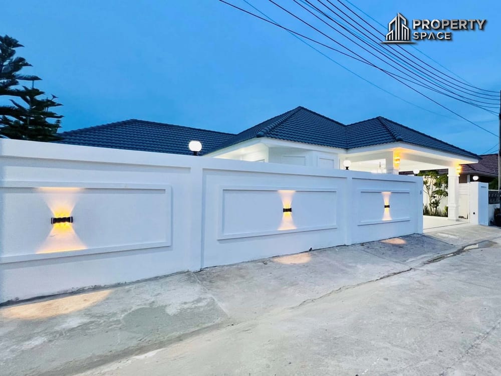 Brand New 3 Bedrooms Pool Villa In East Pattaya For Sale Image 22