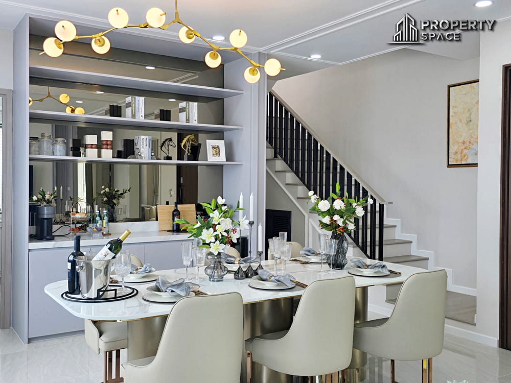 Brand New Scandinavian-Inspired 4 Bedroom Detached House In Pattaya For Sale Image 15