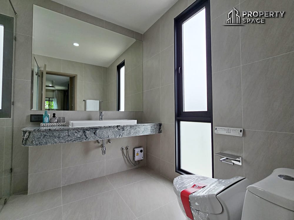 Brand New Scandinavian-Inspired 4 Bedroom Detached House In Pattaya For Sale Image 48