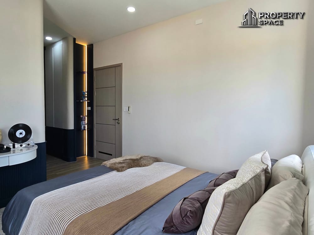 Brand New Scandinavian-Inspired 4 Bedroom Detached House In Pattaya For Sale Image 45