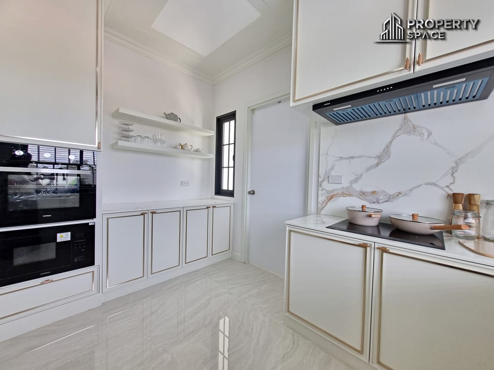 Brand New Scandinavian-Inspired 4 Bedroom Detached House In Pattaya For Sale Image 14