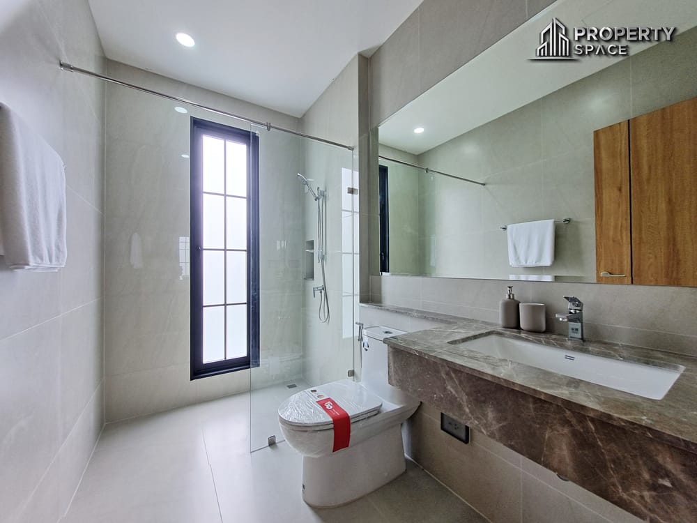 Brand New Scandinavian-Inspired 4 Bedroom Detached House In Pattaya For Sale Image 43