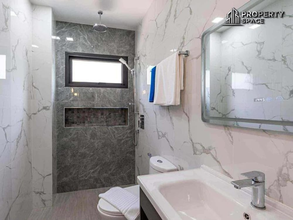 Modern Luxury 5-Bedroom Pool Villa In Jomtien Near The Beach For Sale Image 17