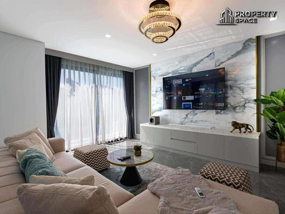 Modern Luxury 5-Bedroom Pool Villa In Jomtien Near The Beach For Sale Image 8