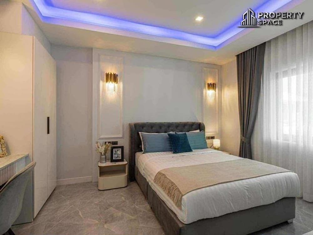 Modern Luxury 5-Bedroom Pool Villa In Jomtien Near The Beach For Sale Image 14