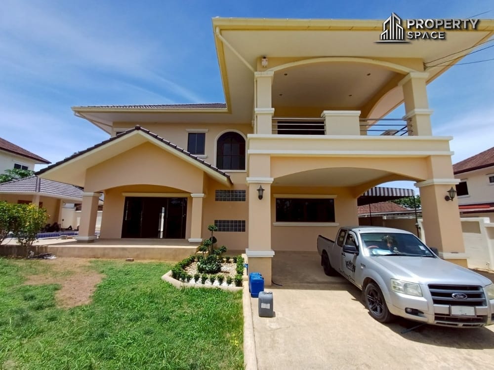 Spacious 5-Bedroom Pool Villa near Mabprachan Lake Pattaya For Sale Image 7