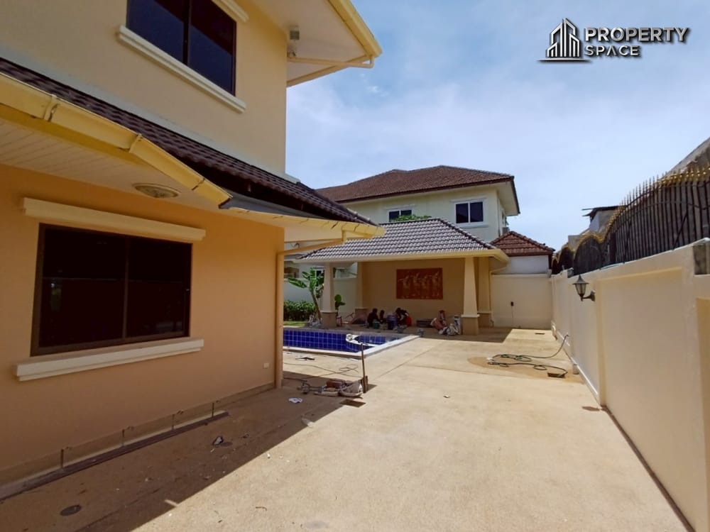 Spacious 5-Bedroom Pool Villa near Mabprachan Lake Pattaya For Sale Image 34