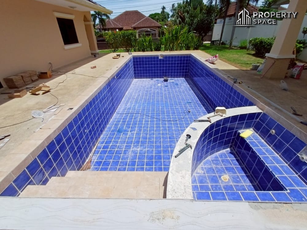Spacious 5-Bedroom Pool Villa near Mabprachan Lake Pattaya For Sale Image 38