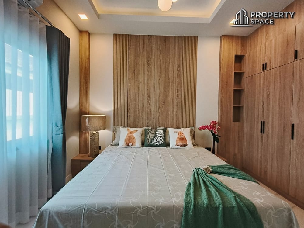 4 Bedroom Pool Villa In The Village In Soi Siam Country Club Pattaya For Sale Image 28
