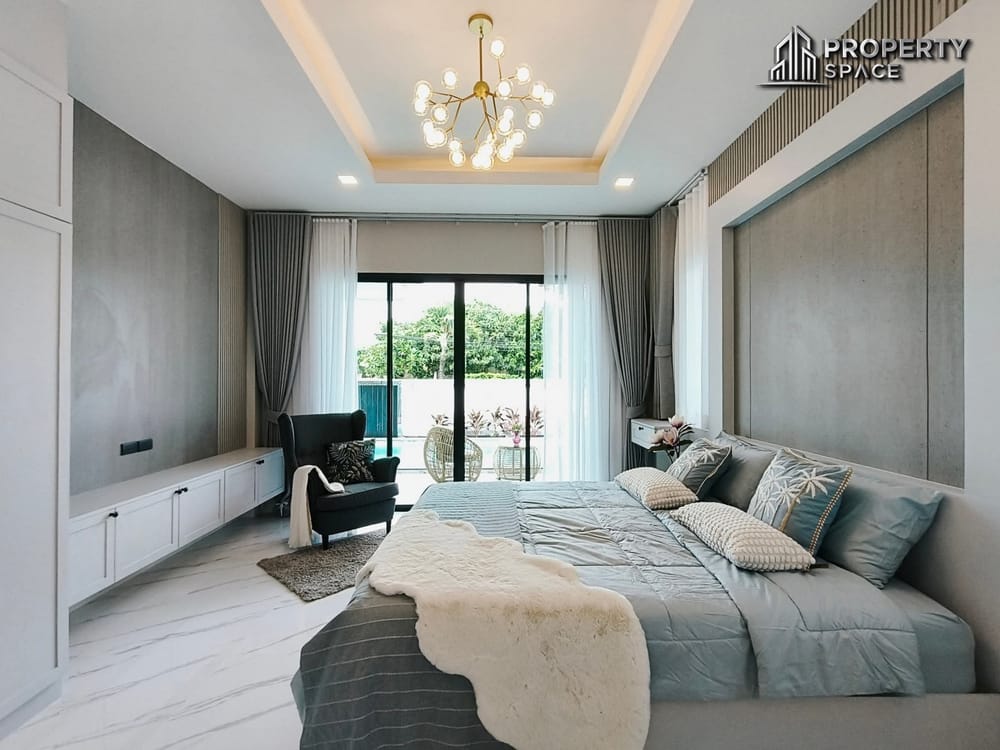 4 Bedroom Pool Villa In The Village In Soi Siam Country Club Pattaya For Sale Image 19