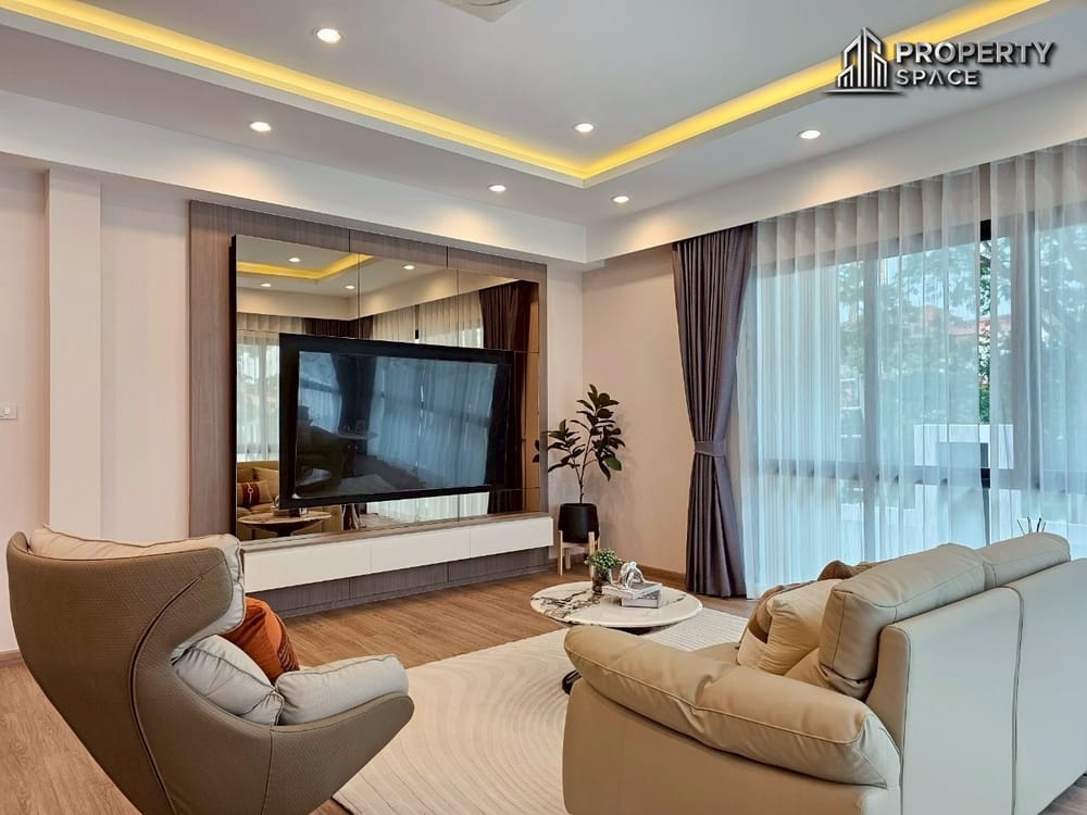 Stunning 4-Bedroom Luxury Pool Villa Just 1.5 KM From Jomtien Beach For Sale Image 7