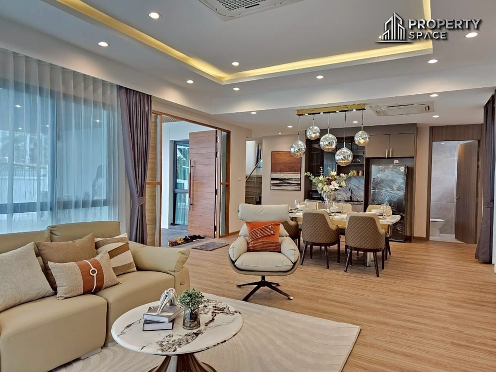 Stunning 4-Bedroom Luxury Pool Villa Just 1.5 KM From Jomtien Beach For Sale Image 6
