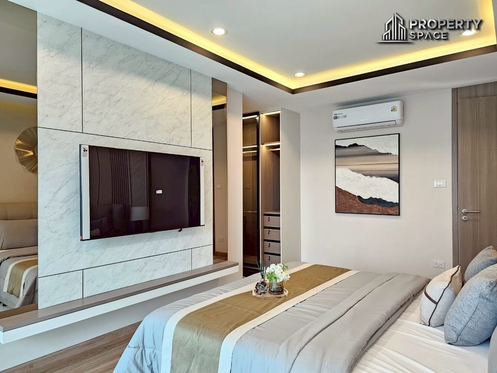Stunning 4-Bedroom Luxury Pool Villa Just 1.5 KM From Jomtien Beach For Sale Image 12