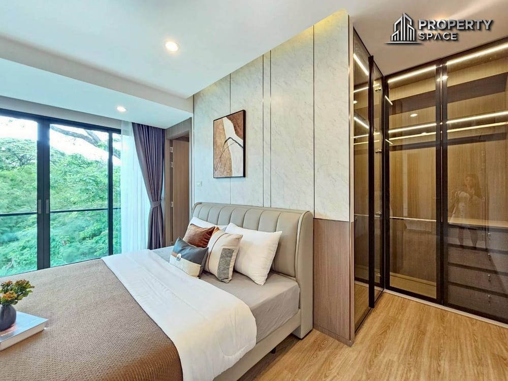 Stunning 4-Bedroom Luxury Pool Villa Just 1.5 KM From Jomtien Beach For Sale Image 15