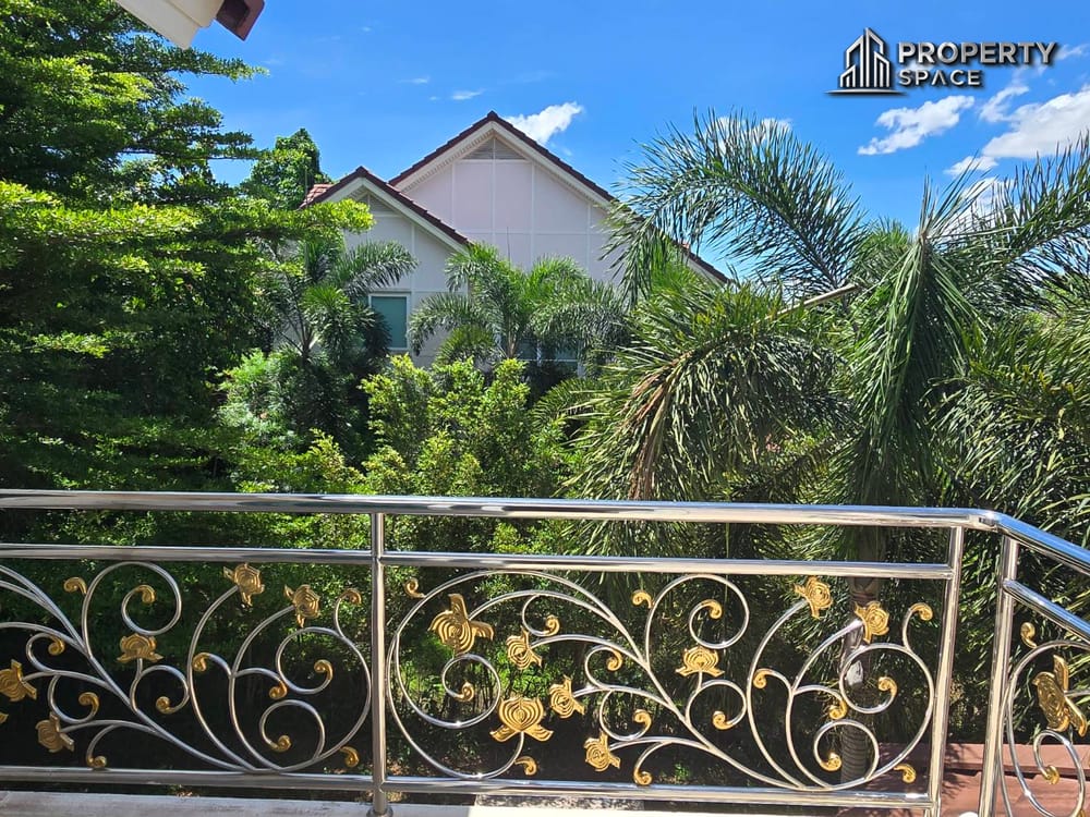Unfurnished 2-Storey 3 Bedroom Detached House In East Pattaya For Rent Image 17