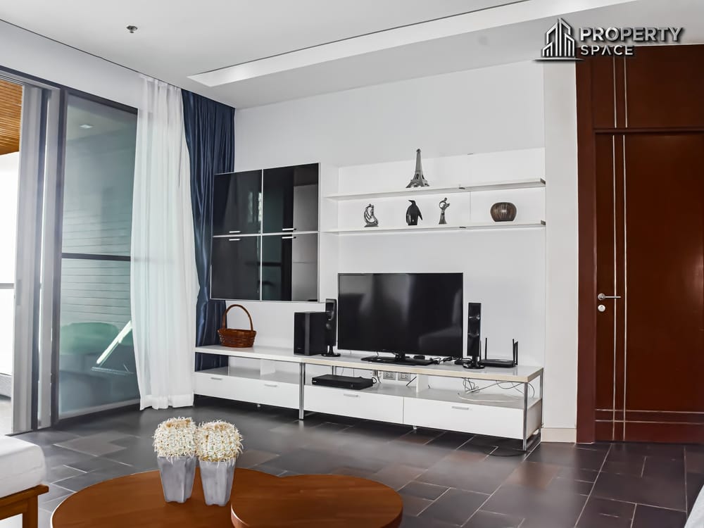Spacious 2-Bedroom Beachfront Condominium at Ananya Beachfront Wongamat (FQ) For Sale Image 14