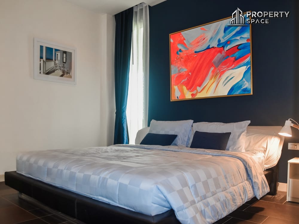 Spacious 2-Bedroom Beachfront Condominium at Ananya Beachfront Wongamat (FQ) For Sale Image 21