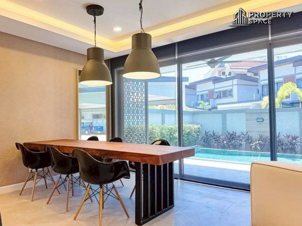 Stunning 3-Bedroom Luxury Pool Villa In Central Pattaya For Sale Image 9