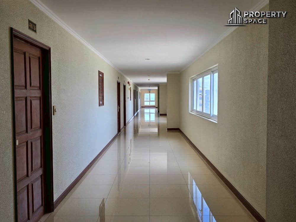 Cozy Studio In View Talay 3 Prime Jomtien Location Condo for Sale Image 21
