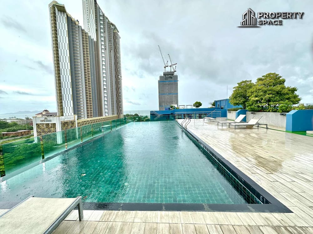Near Beach! 1-Bedroom Corner Unit Pool View at Acqua Jomtien Pattaya For Rent Image 5