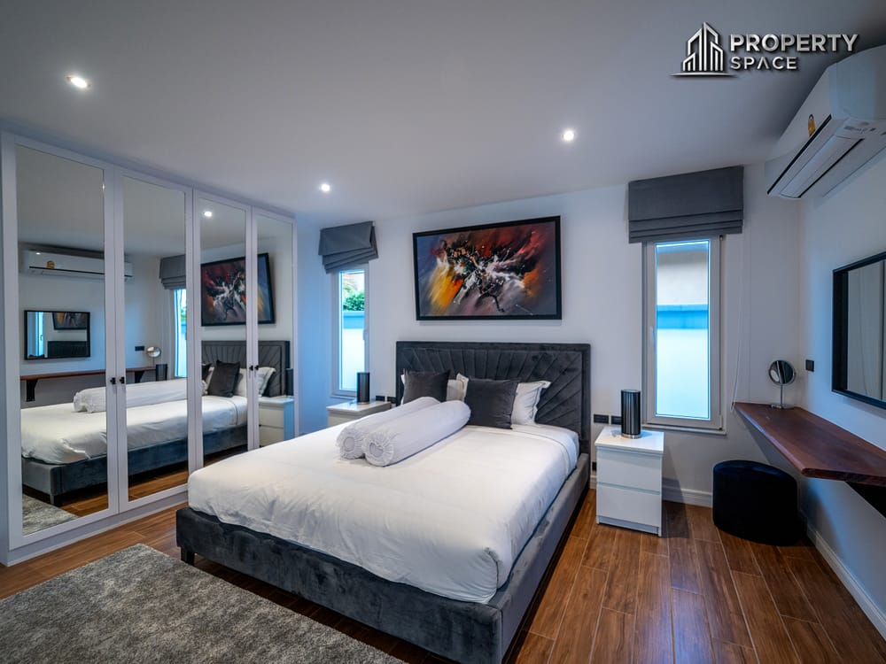 Prestige Living Above It All – Ultra-Luxury 6-Bedroom Hillside Villa For Sale in Pattaya Image 26